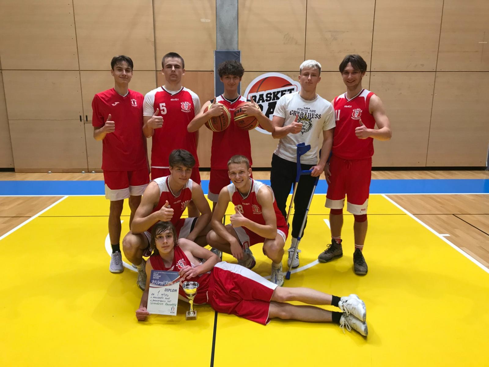 Basketbalisté Gymnázia Kroměříž postoupili na mistrovství ČR
