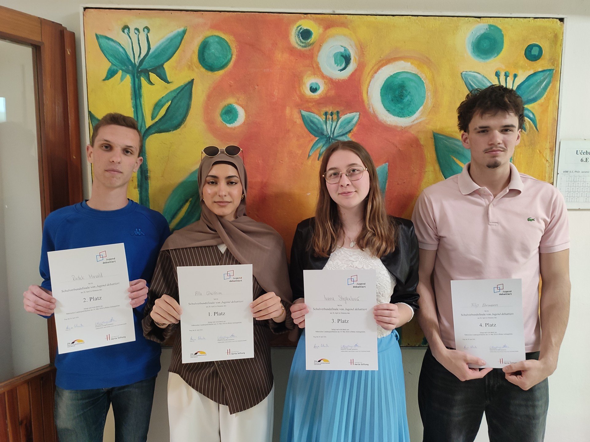 Naši žáci uspěli v soutěži Jugend debattiert international
